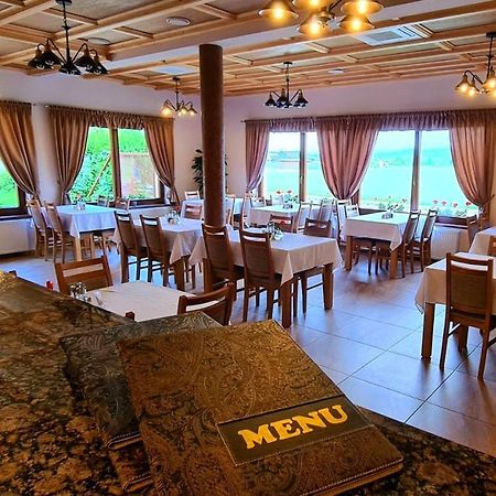 Penzion Pod Tureckom Hotell Trenčianske Bohuslavice Exteriör bild